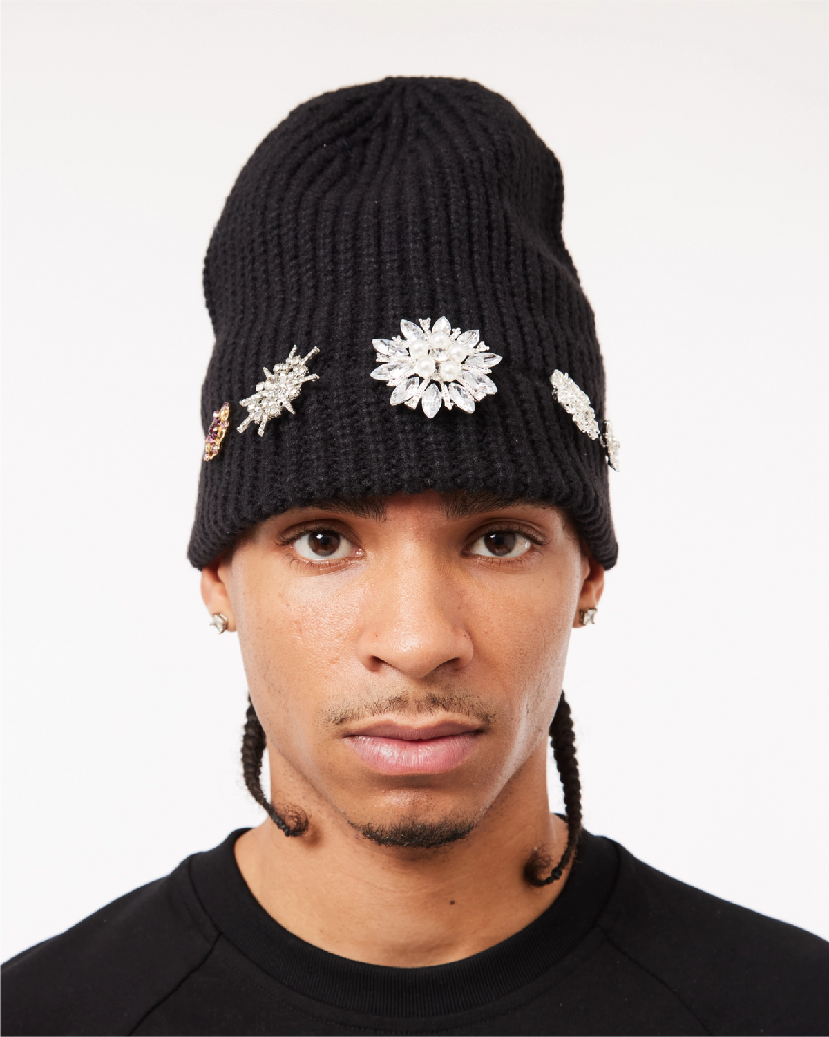EMBELLISHMENT BIG BEANIE - BLACK