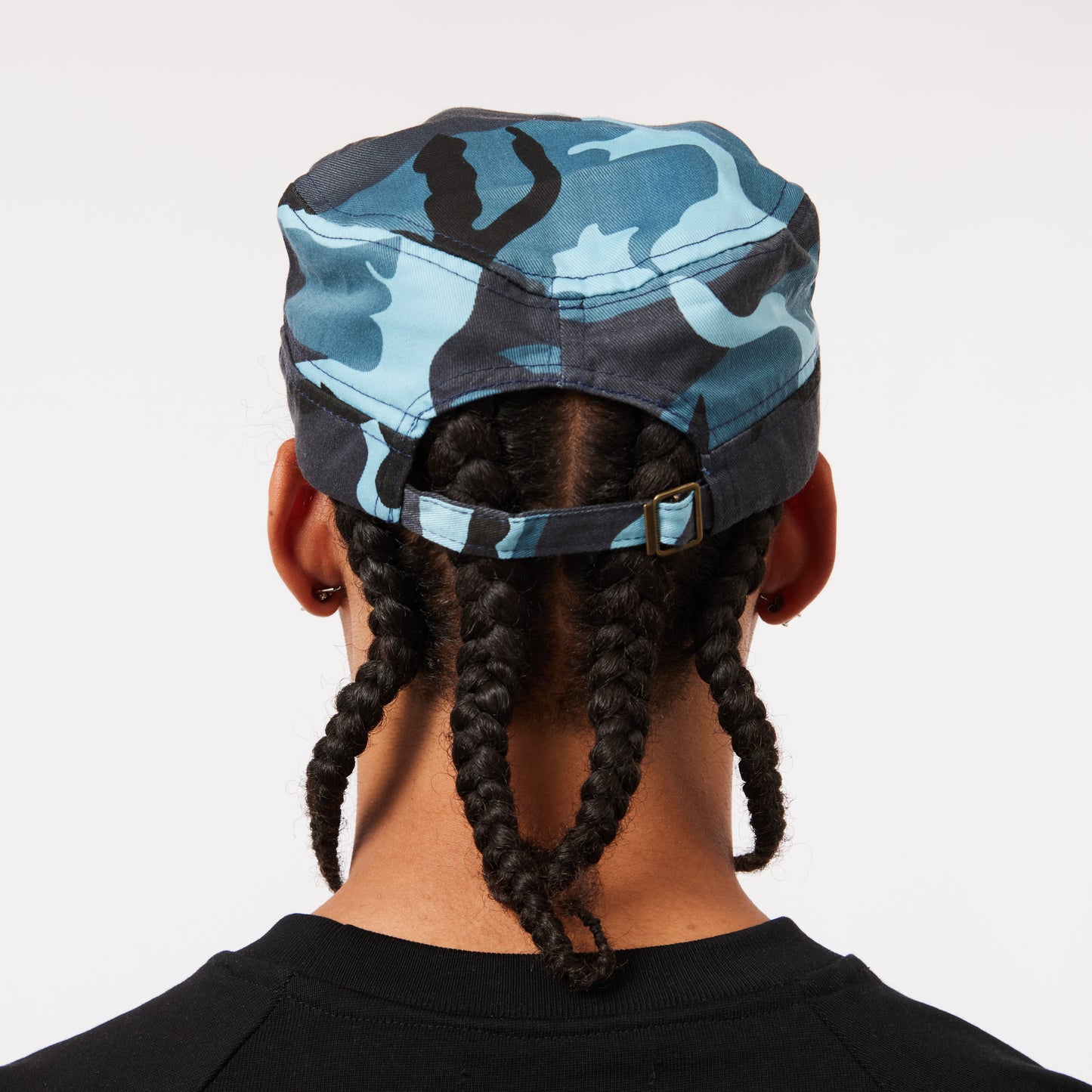 EMBELLISHMENT CAP