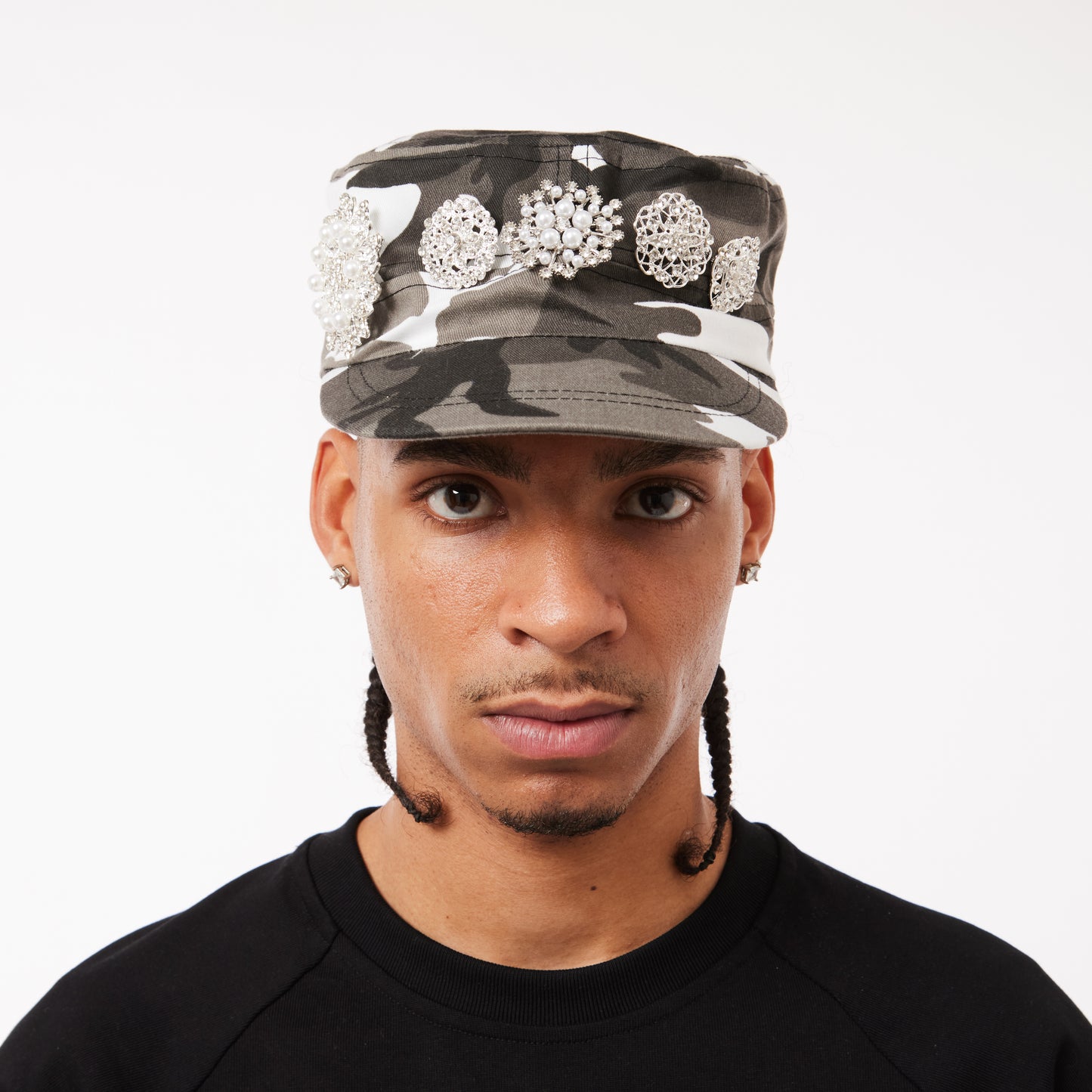 EMBELLISHMENT CAP