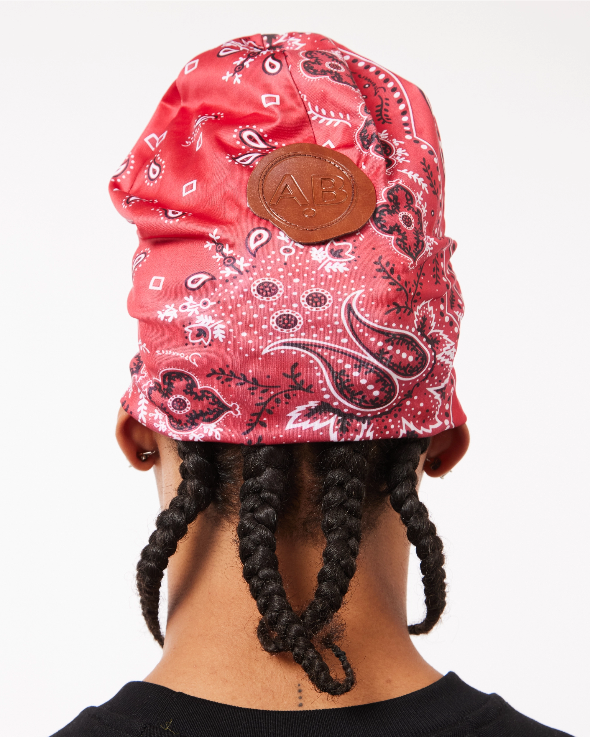 BIG SKULL BEANIE - RED BANDANA