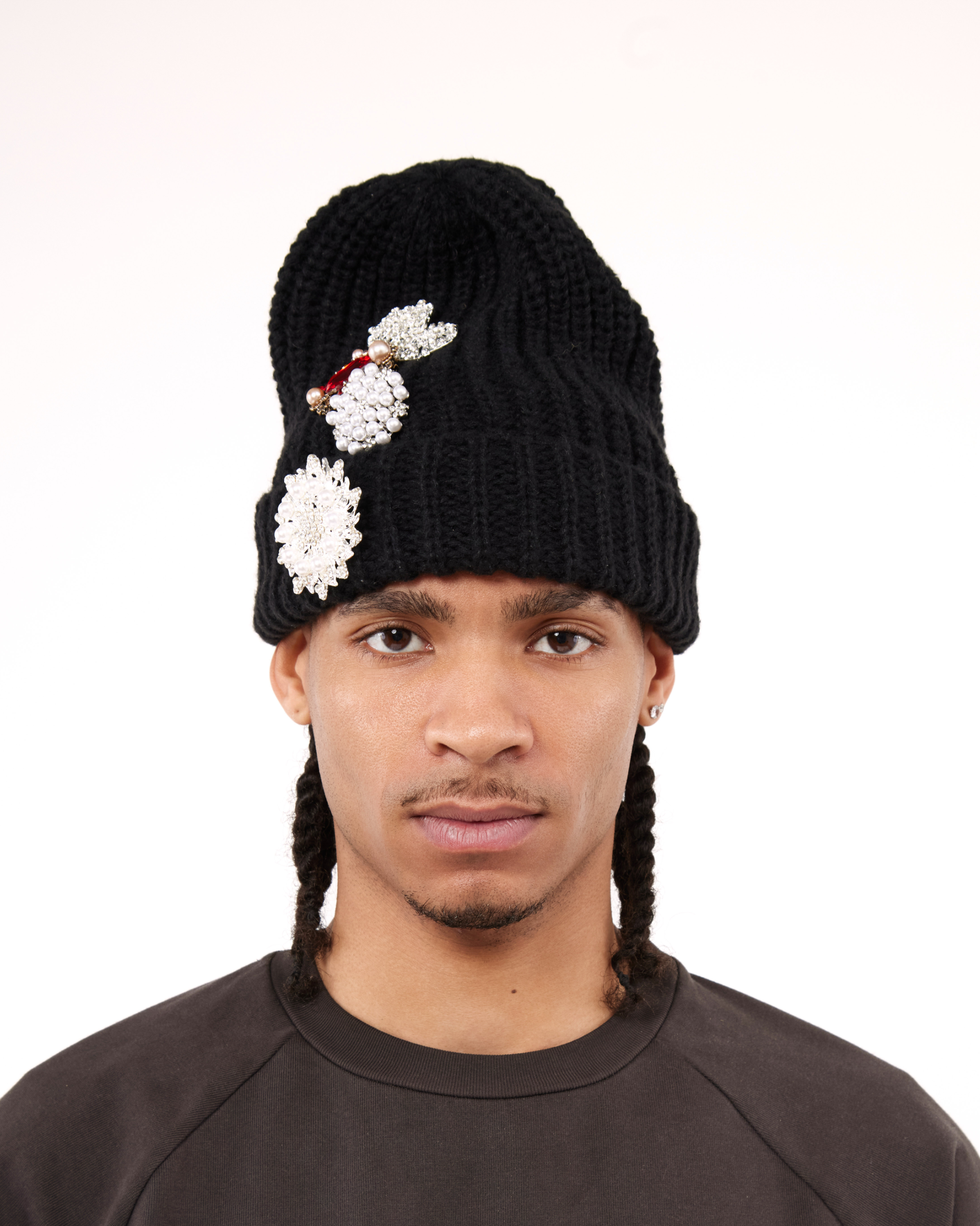 EMBELLISHMENT BEANIE