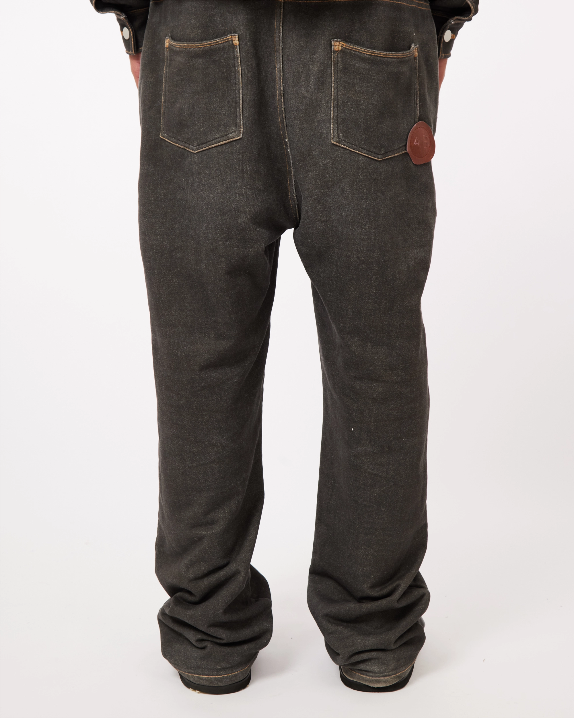 SWEATPANT - ILLUSION JEANS