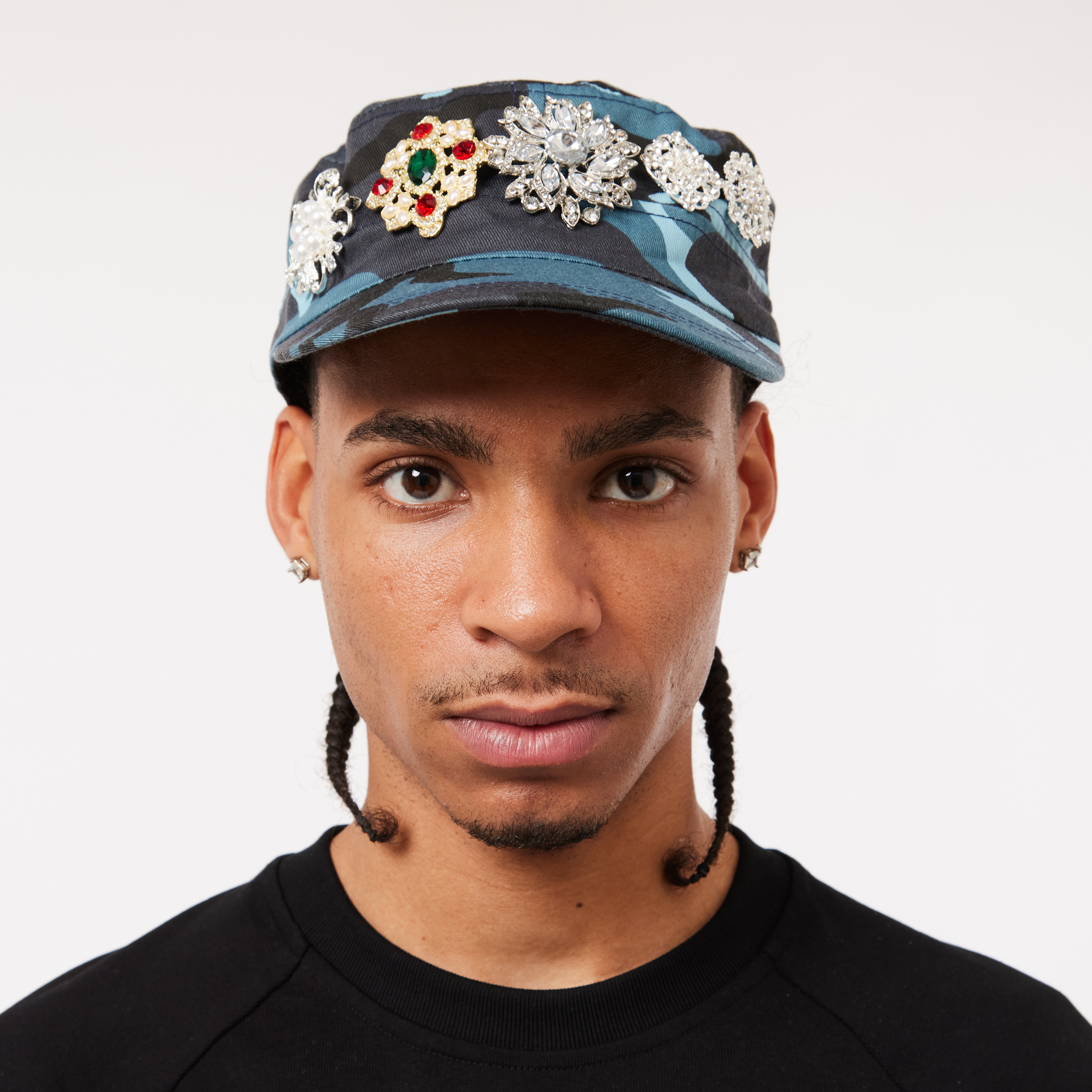 EMBELLISHMENT CAP