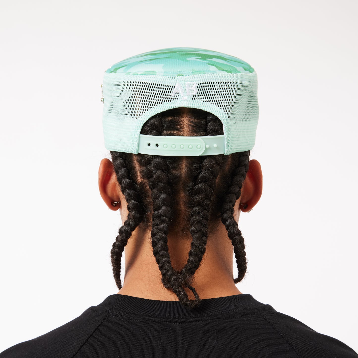 95 EMBELLISHMENT CAP - GREEN