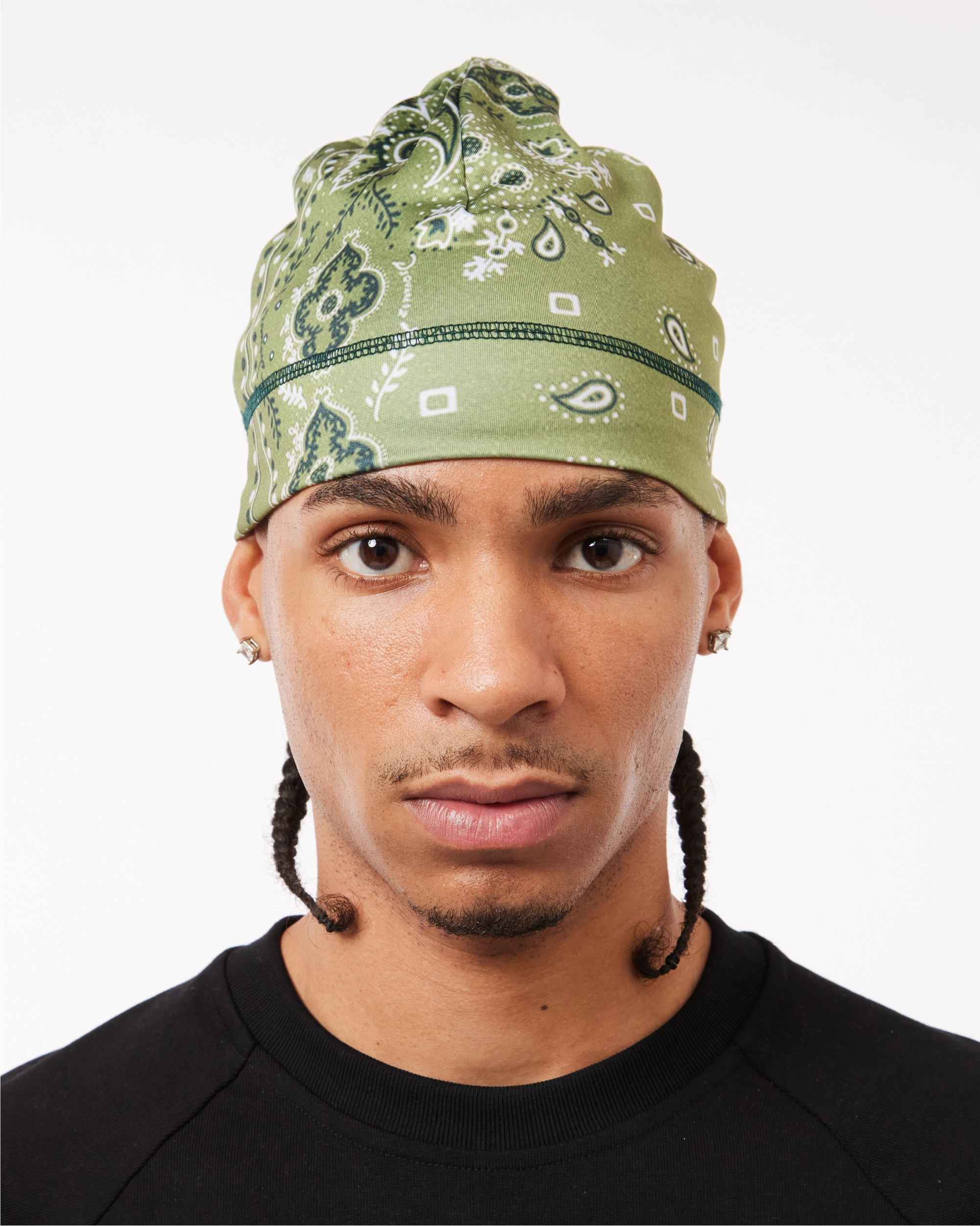 SKULL BEANIE - GREEN BANDANA