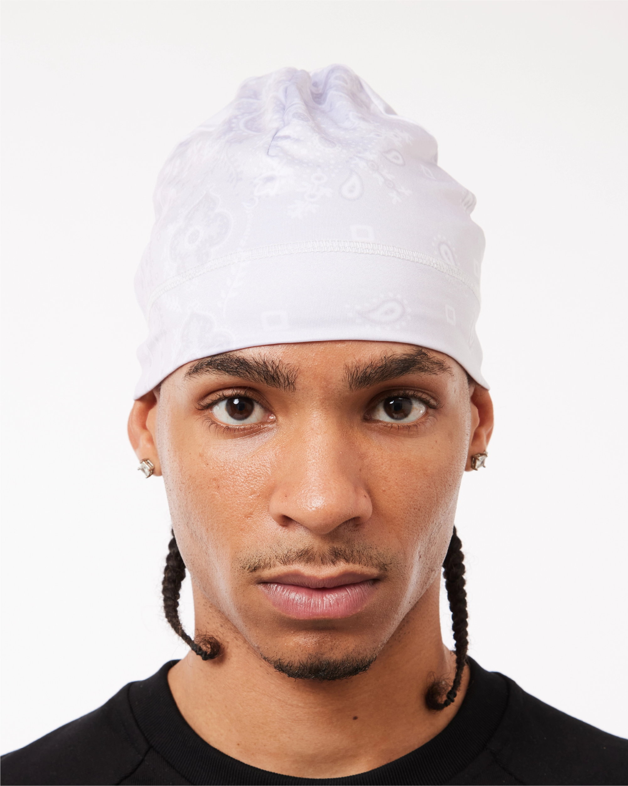 SKULL BEANIE - SILVER WHITE BANDANA