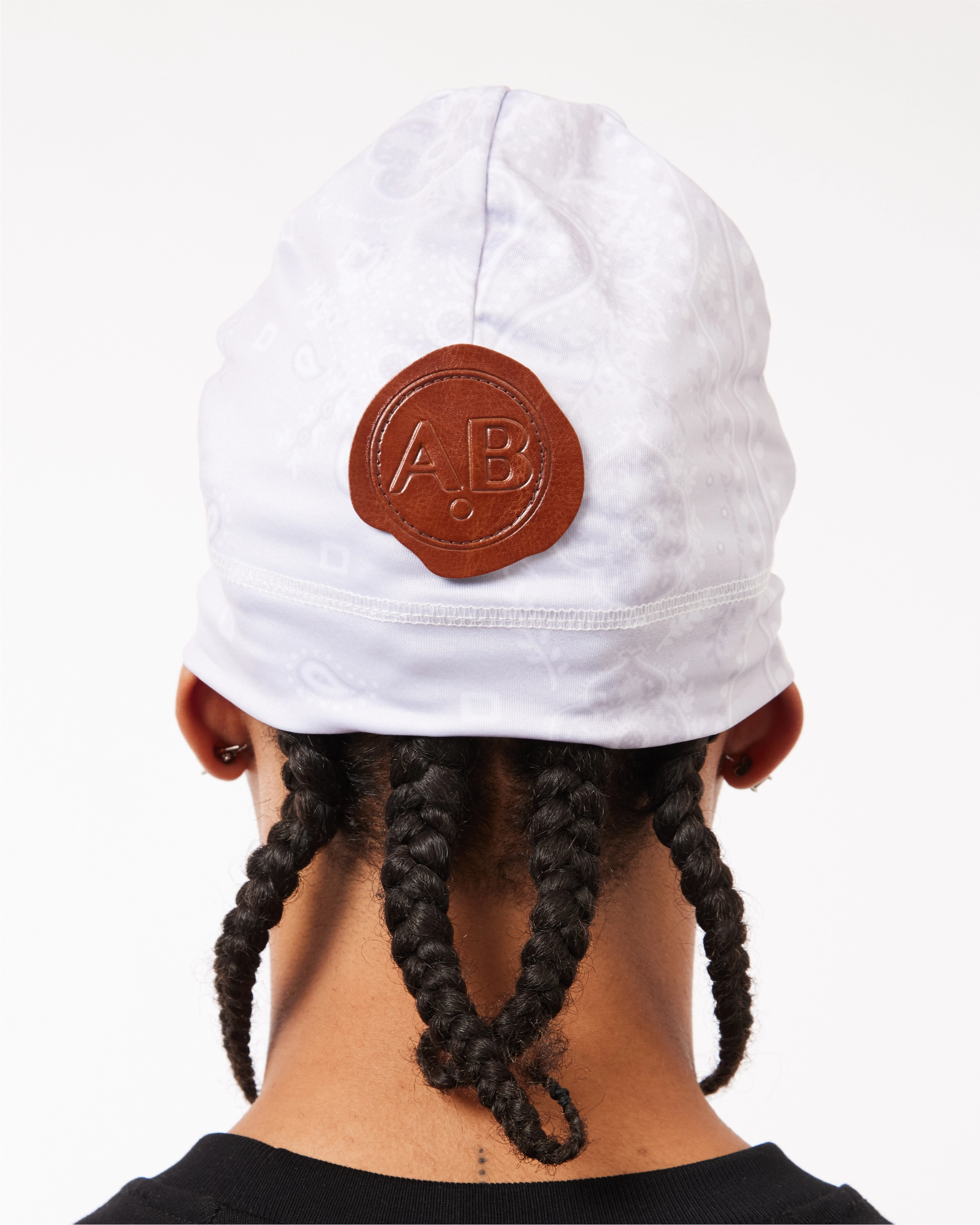 SKULL BEANIE - SILVER WHITE BANDANA